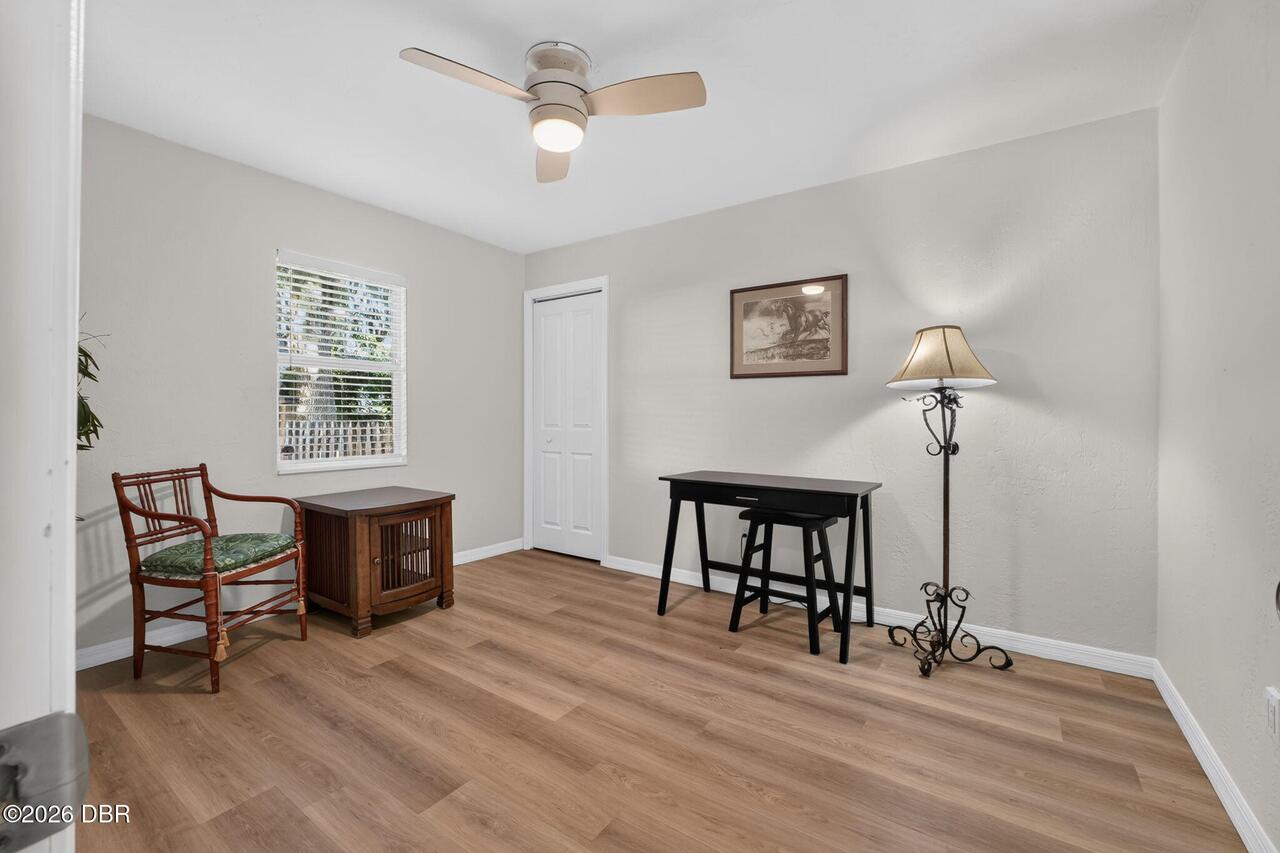 Listing Photo 17