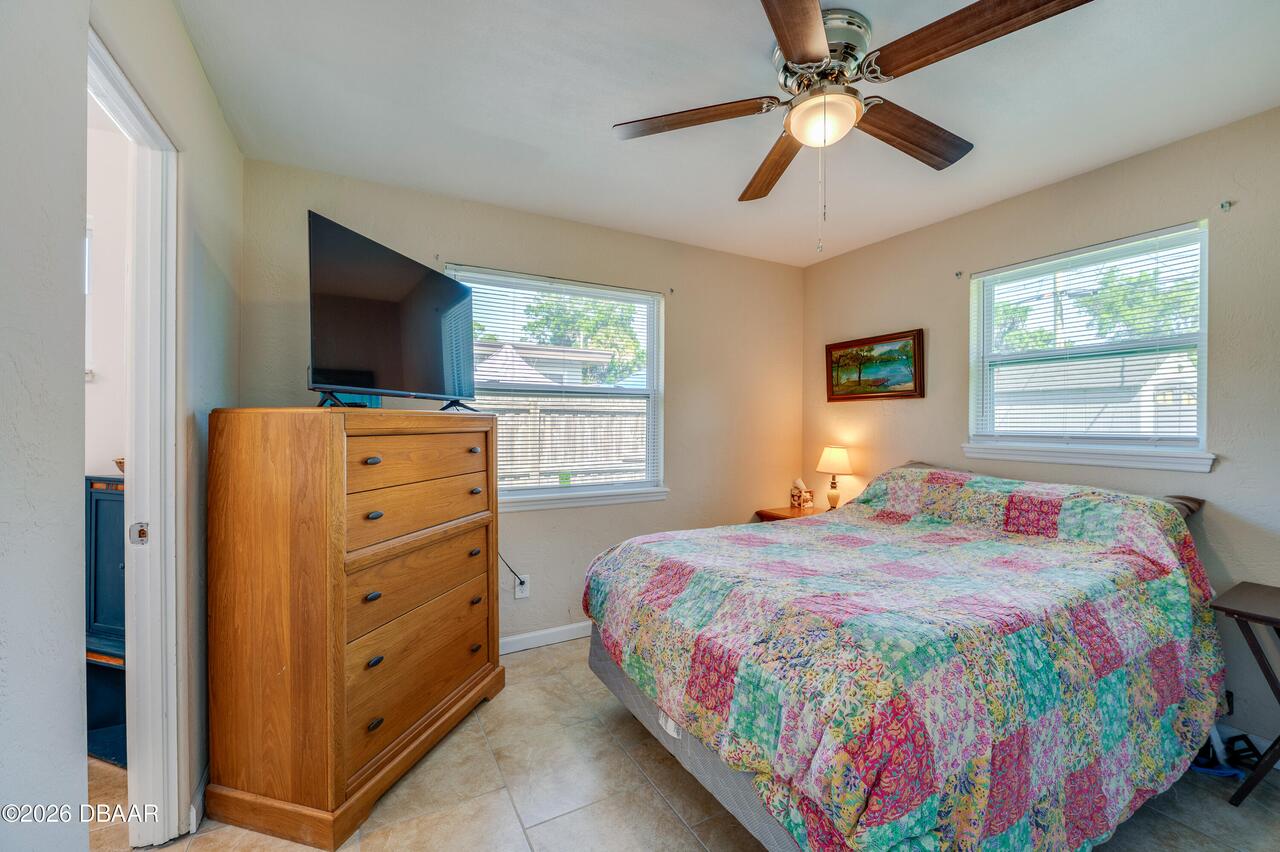 Listing Photo 12