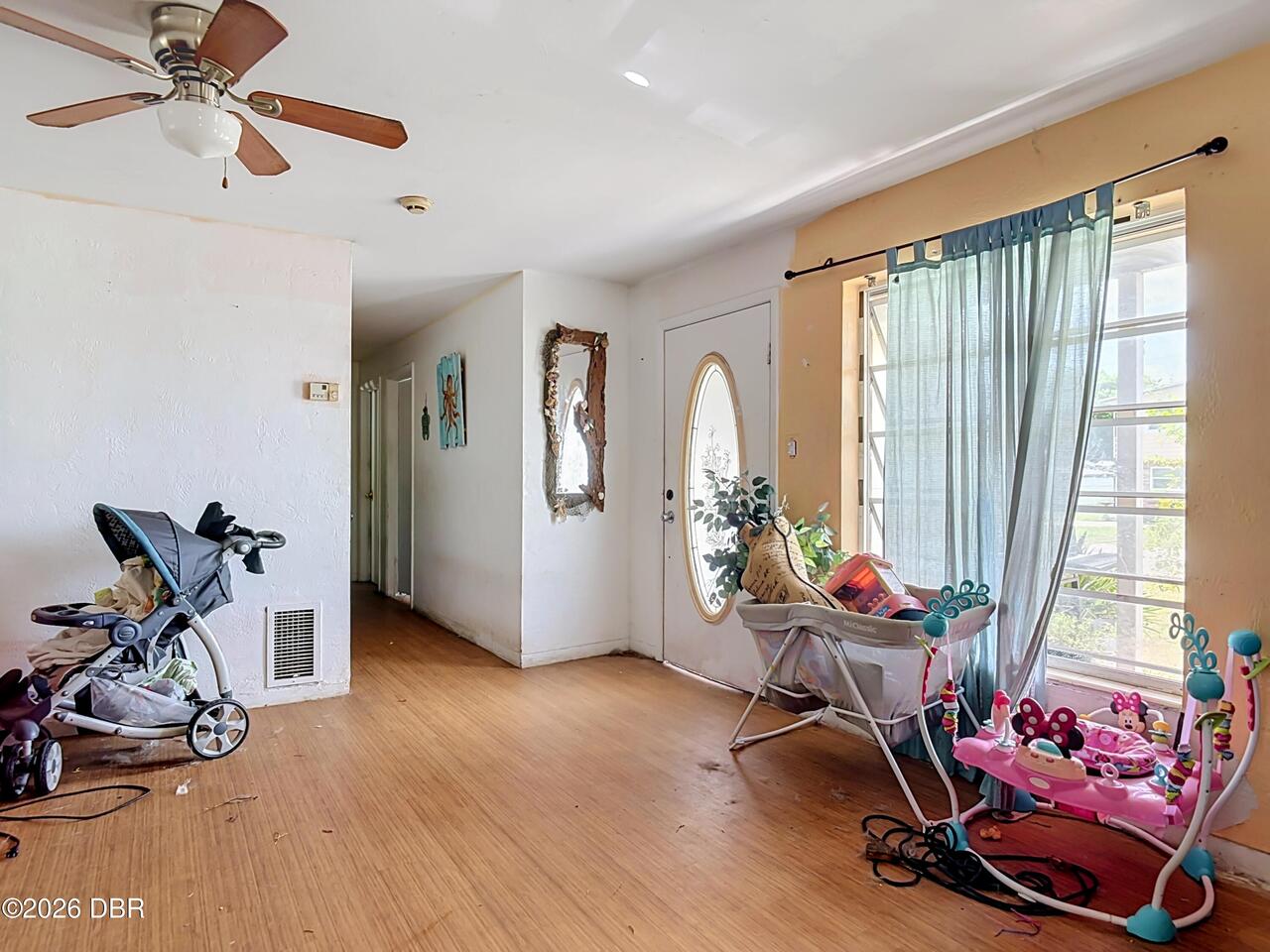Listing Photo 7