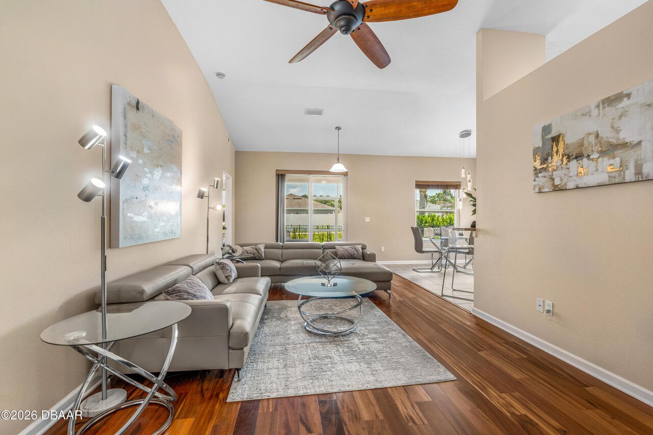 Listing Photo 7