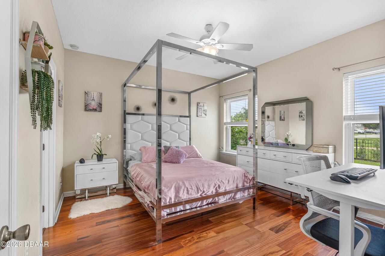 Listing Photo 17