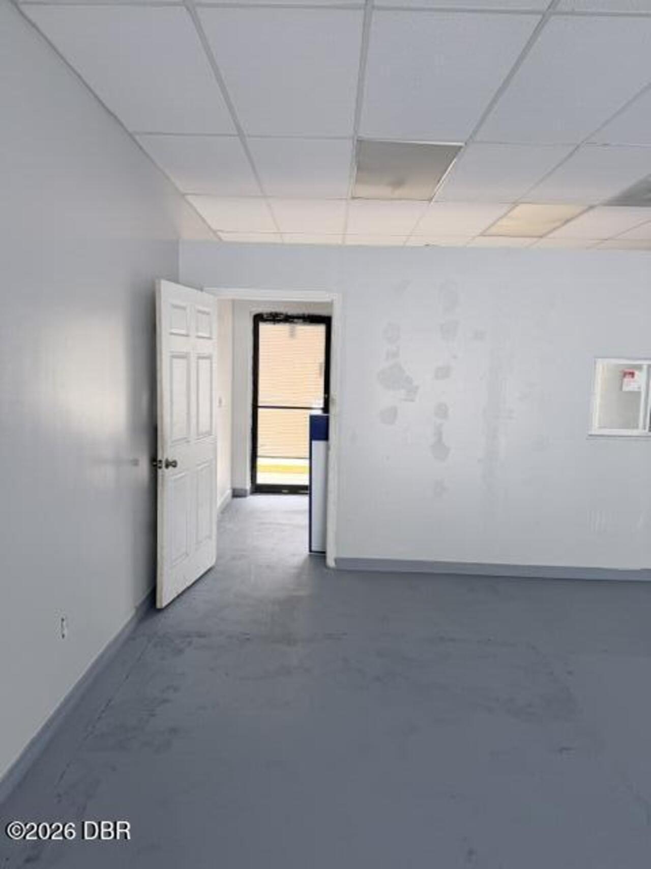 Listing Photo 8