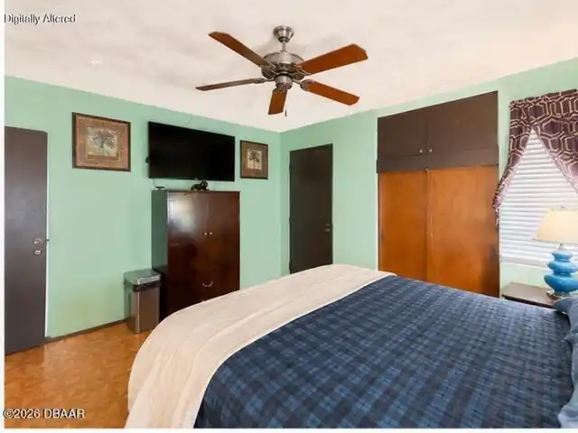 Listing Photo 12