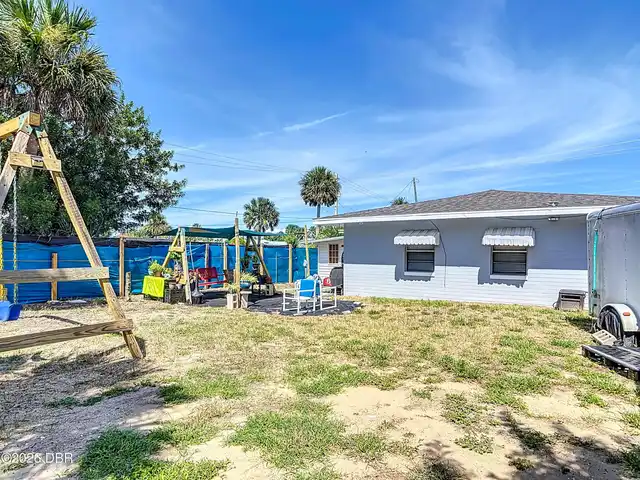 Listing Photo 18
