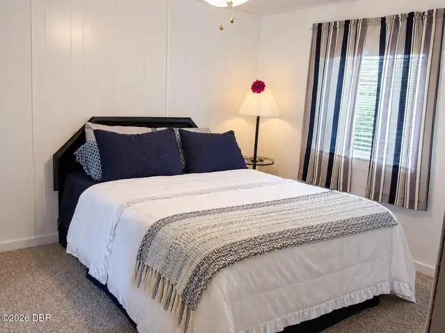 Listing Photo 17