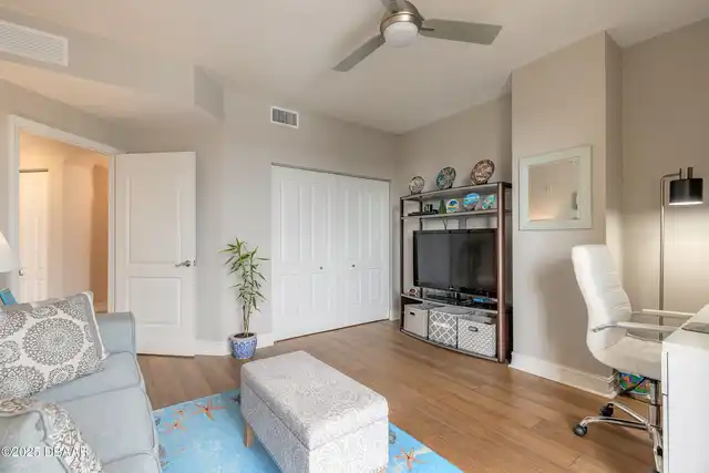Listing Photo 32