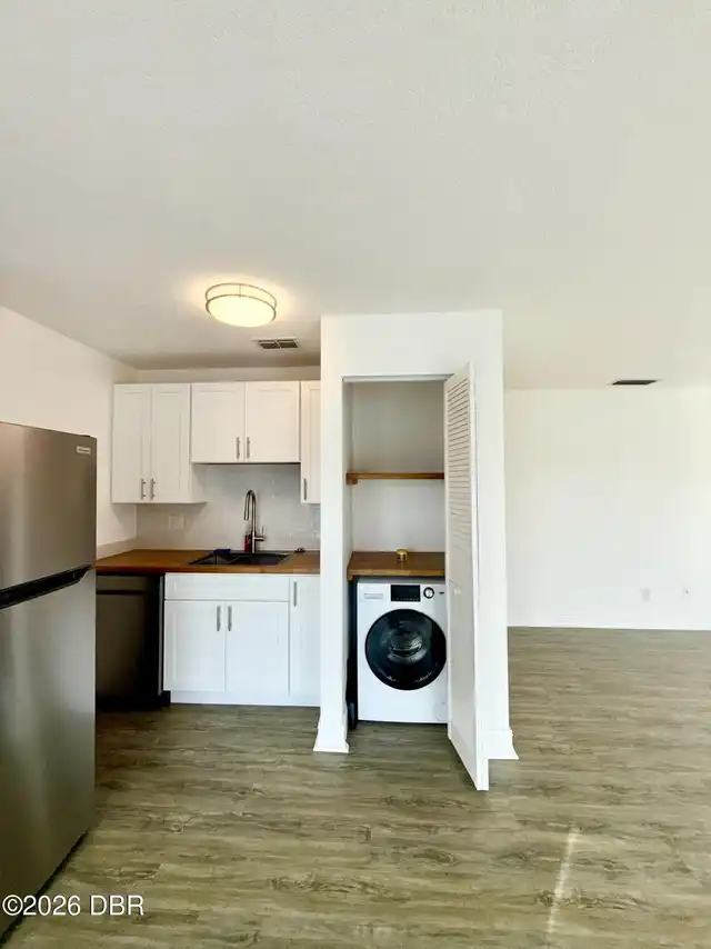 Listing Photo 6
