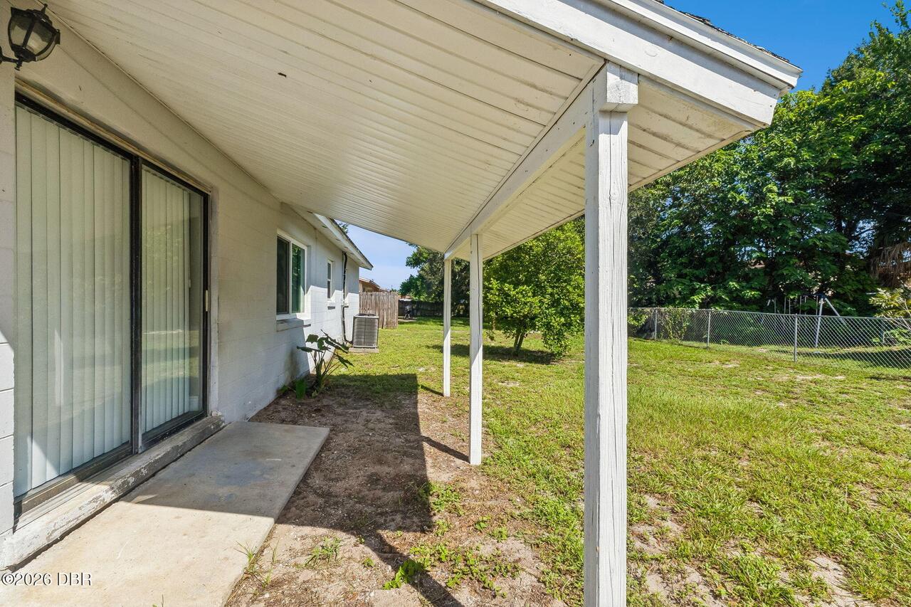 Listing Photo 14