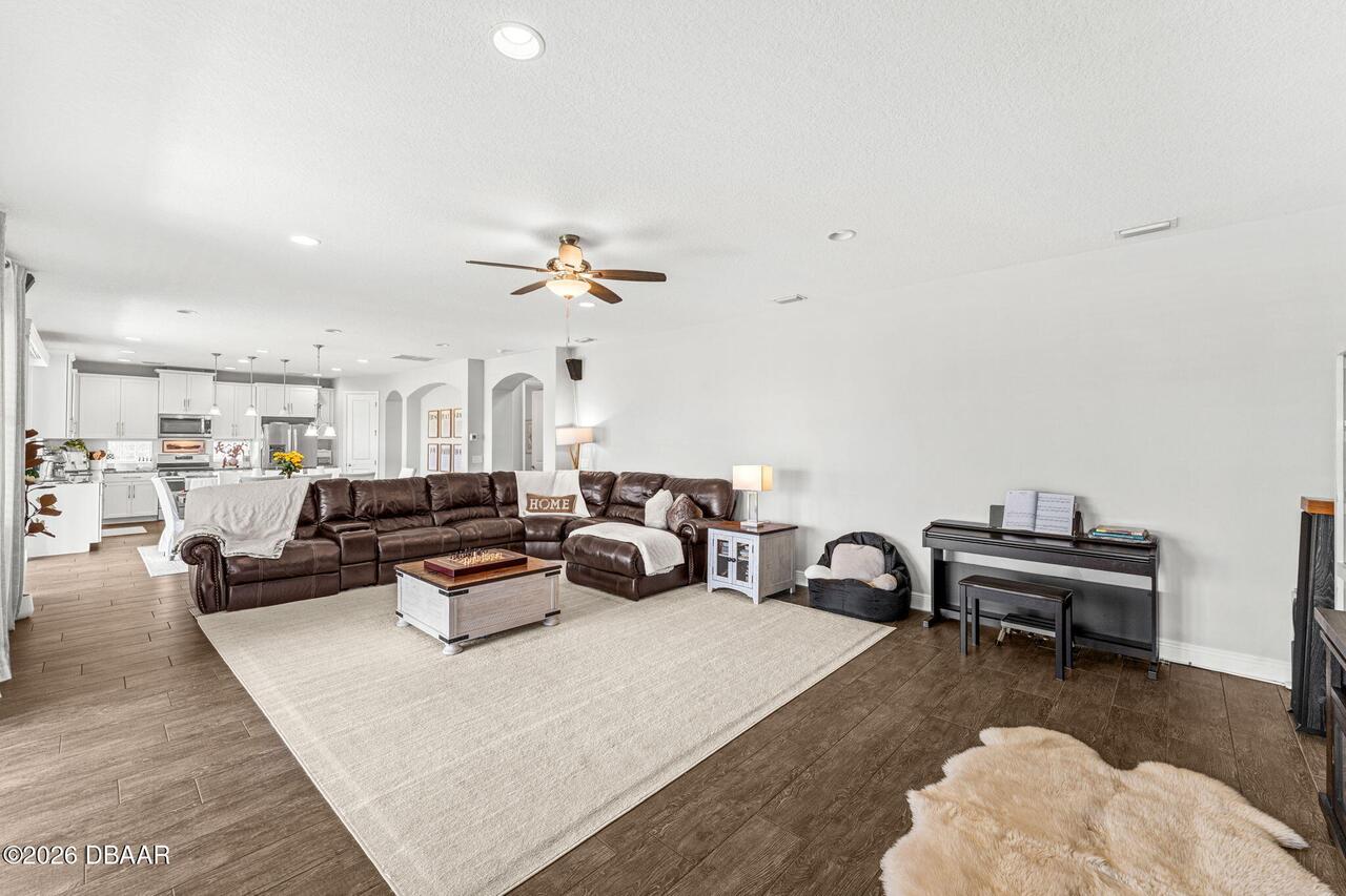 Listing Photo 18