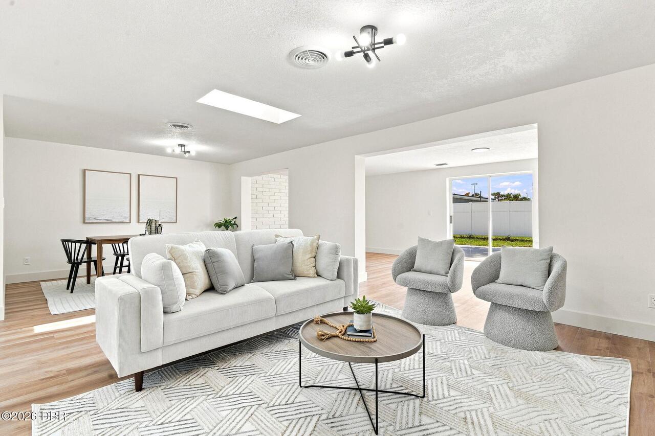 Listing Photo 15