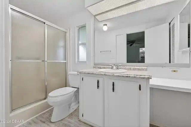 Listing Photo 18