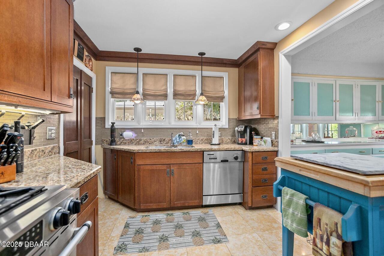 Listing Photo 7