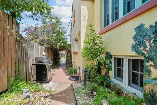 Listing Photo 29