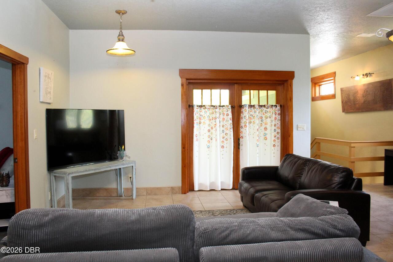 Listing Photo 21