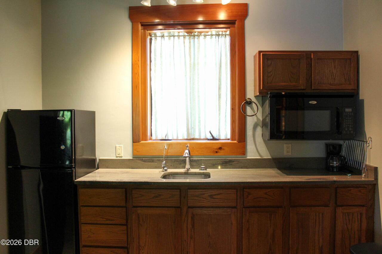 Listing Photo 23