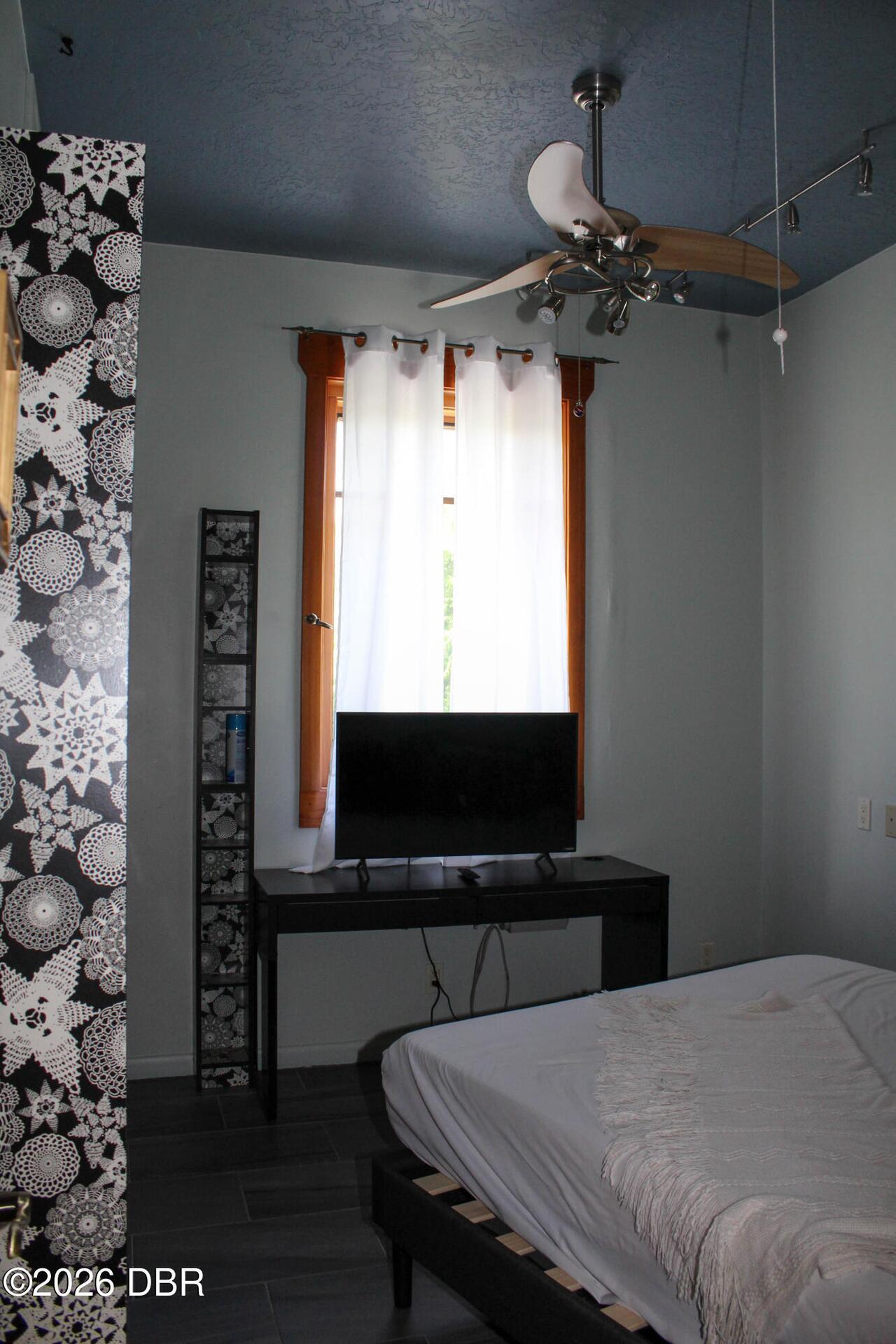 Listing Photo 24