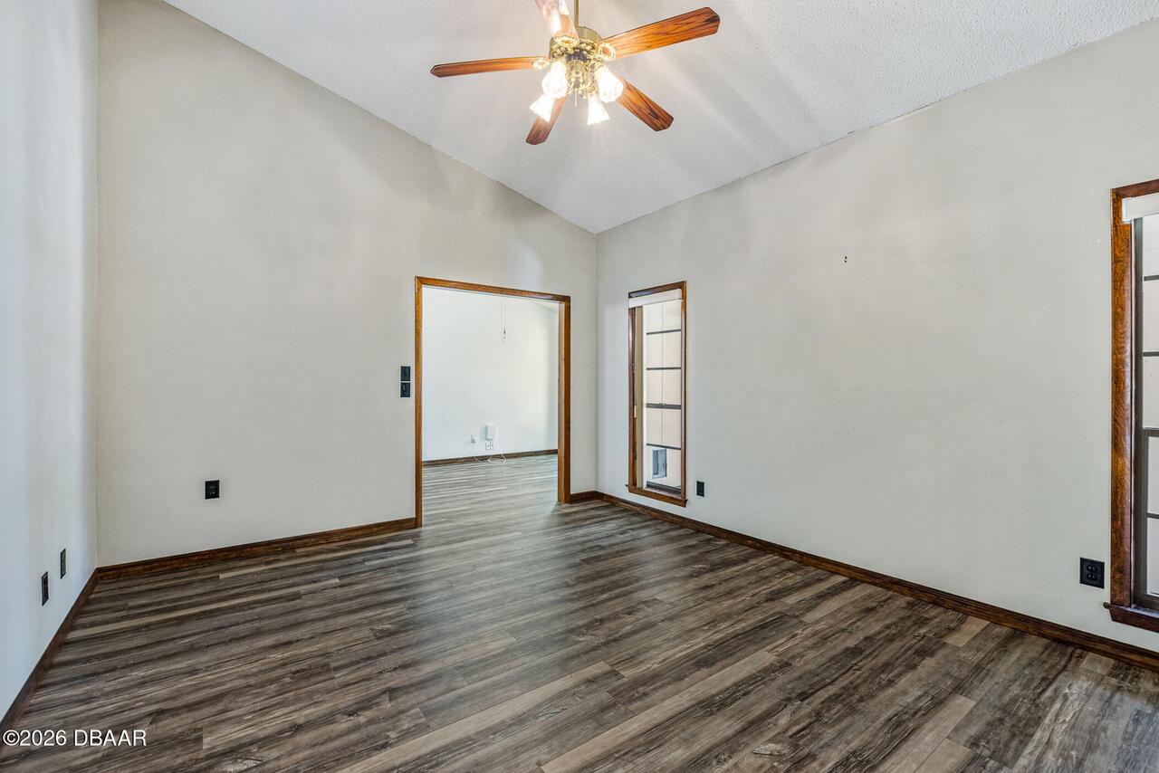 Listing Photo 17