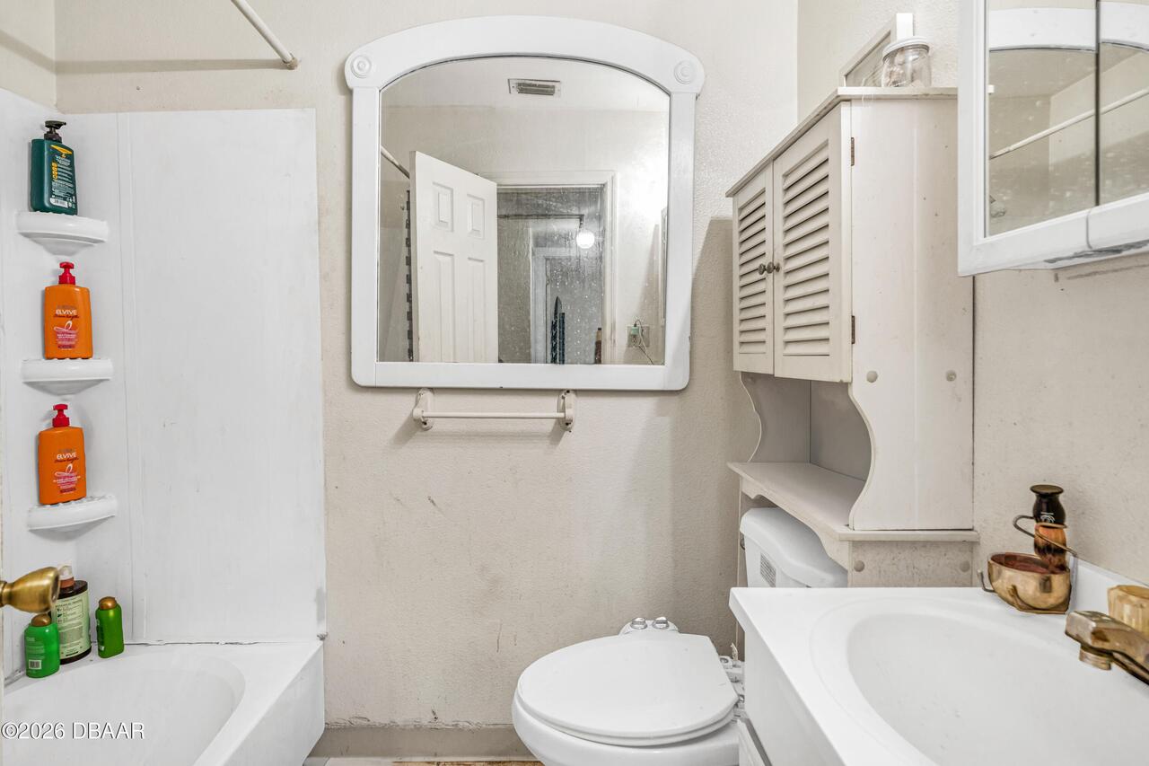 Listing Photo 17