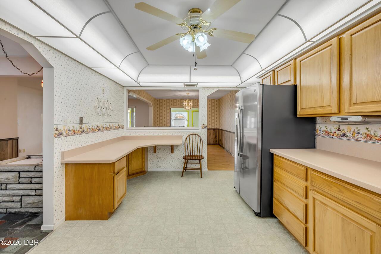 Listing Photo 10