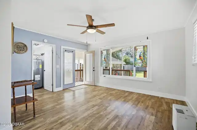 Listing Photo 18