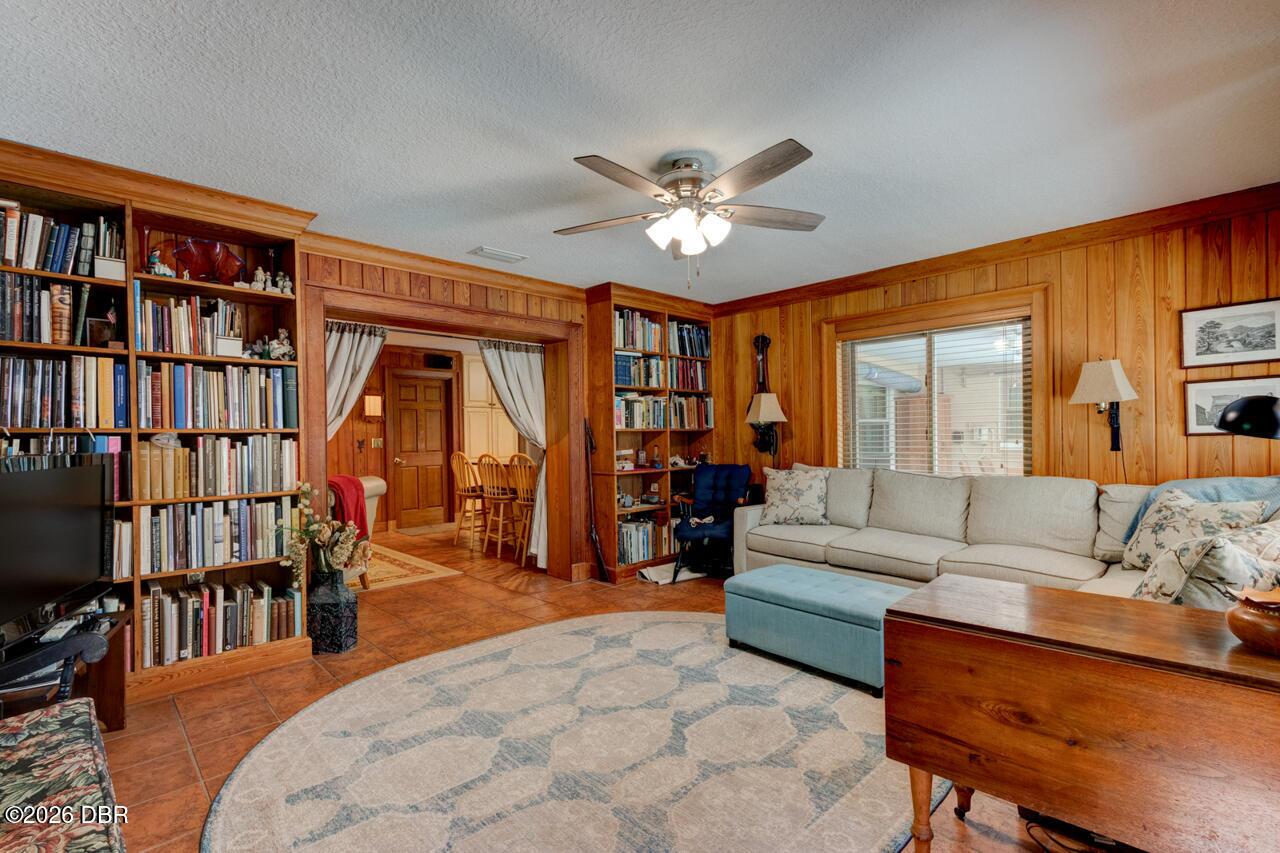 Listing Photo 23