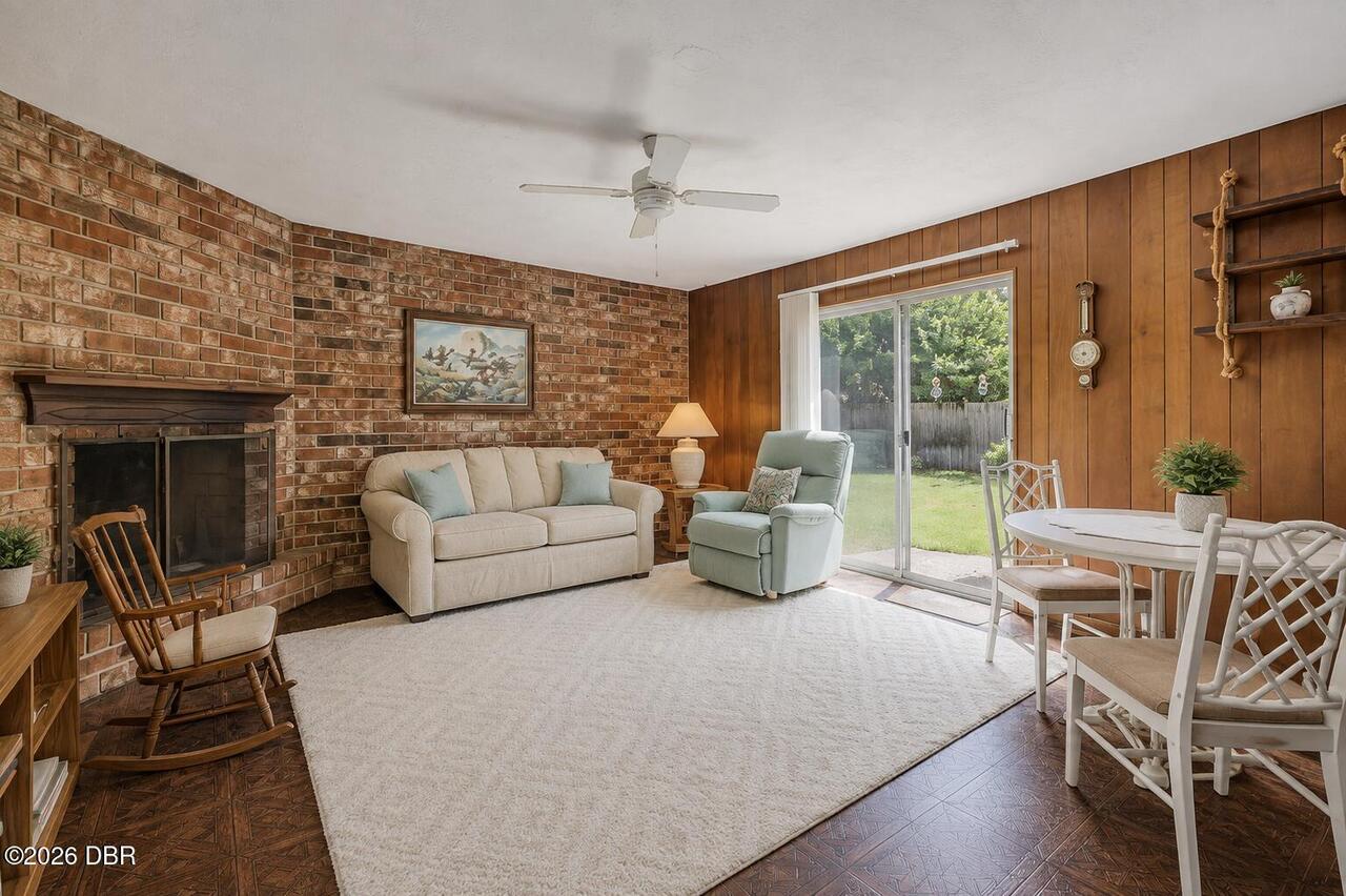 Listing Photo 14
