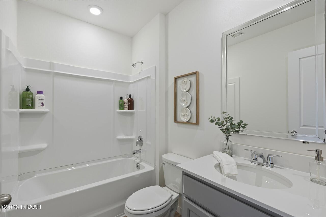Listing Photo 10