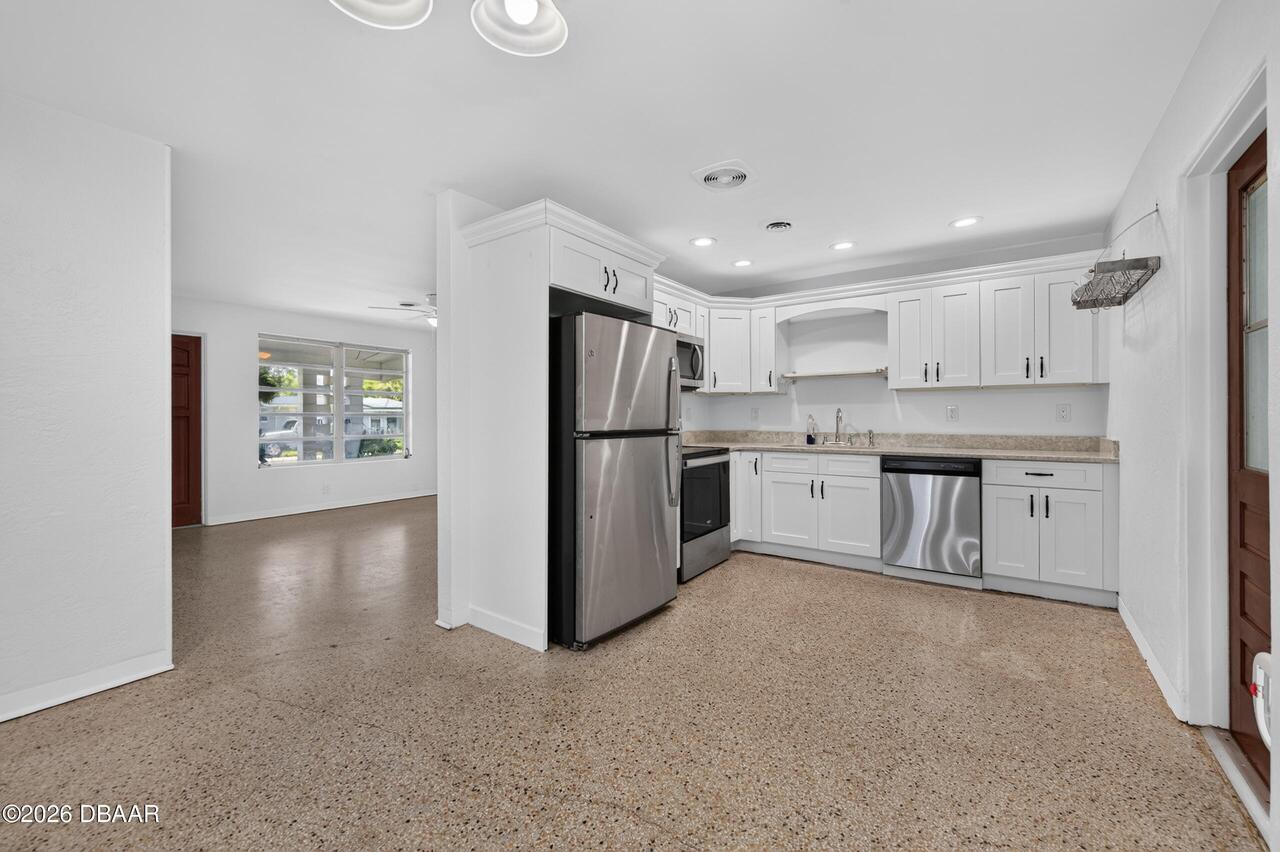Listing Photo 15