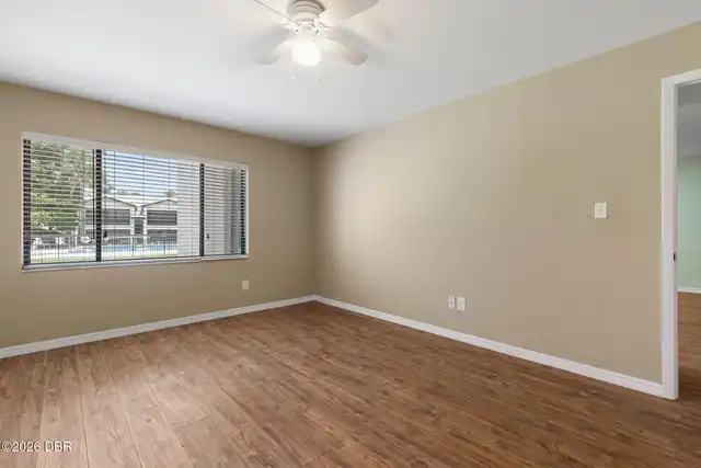 Listing Photo 27