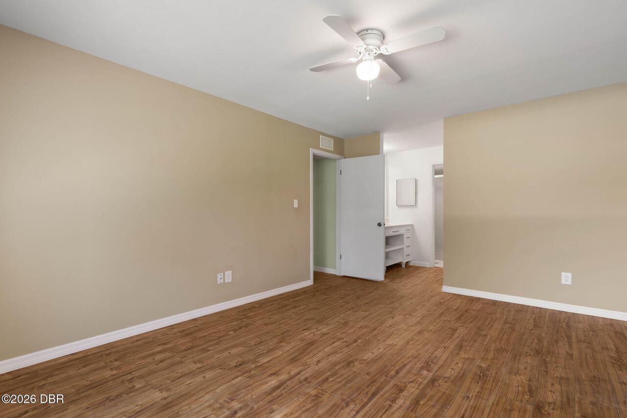 Listing Photo 29