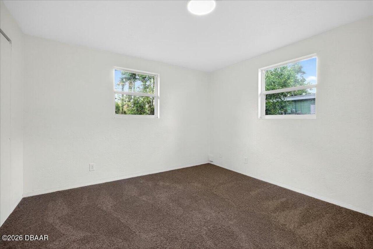 Listing Photo 16
