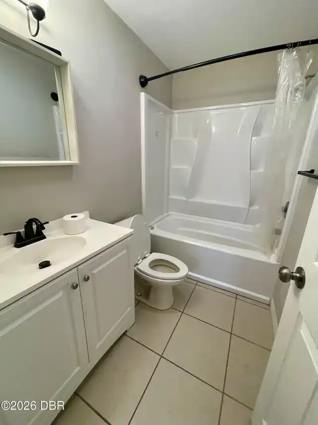 Listing Photo 9