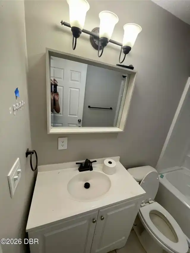 Listing Photo 11
