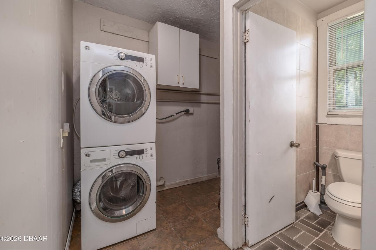 Listing Photo 12