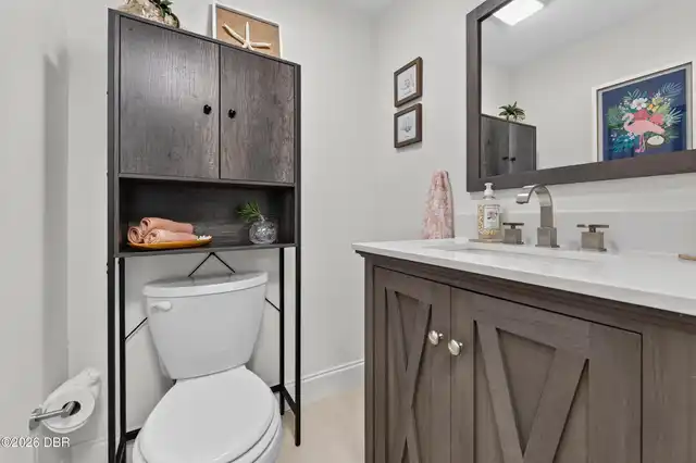 Listing Photo 9