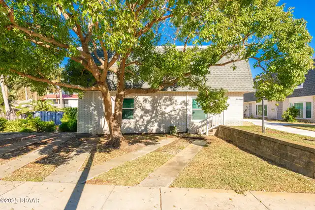 Listing Photo 17