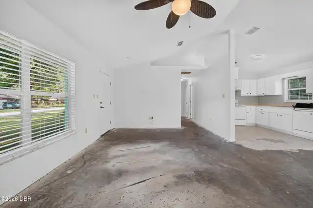Listing Photo 7