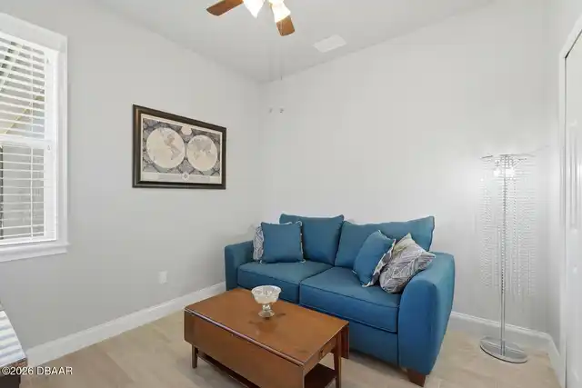 Listing Photo 17