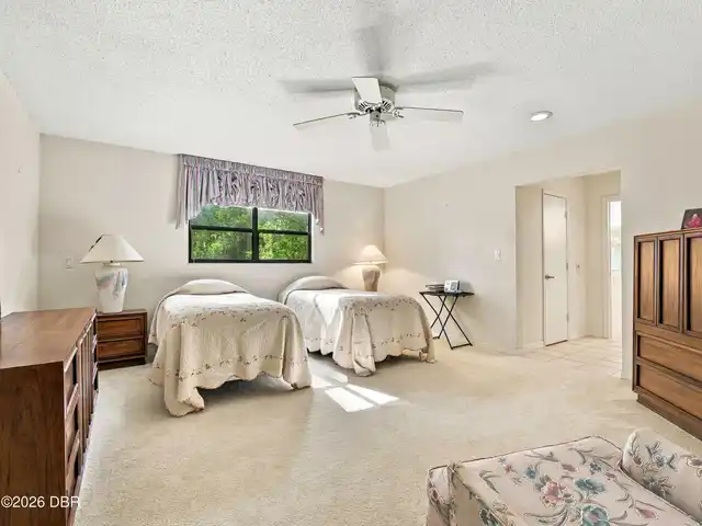 Listing Photo 33