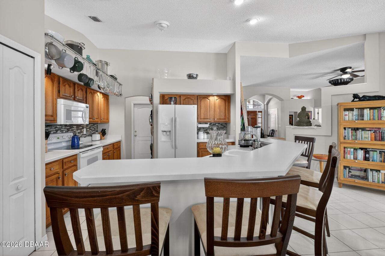 Listing Photo 12