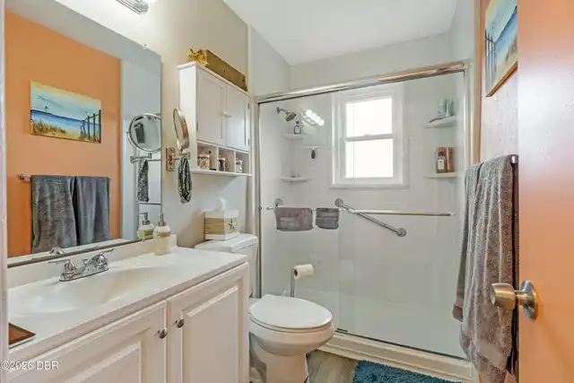 Listing Photo 16