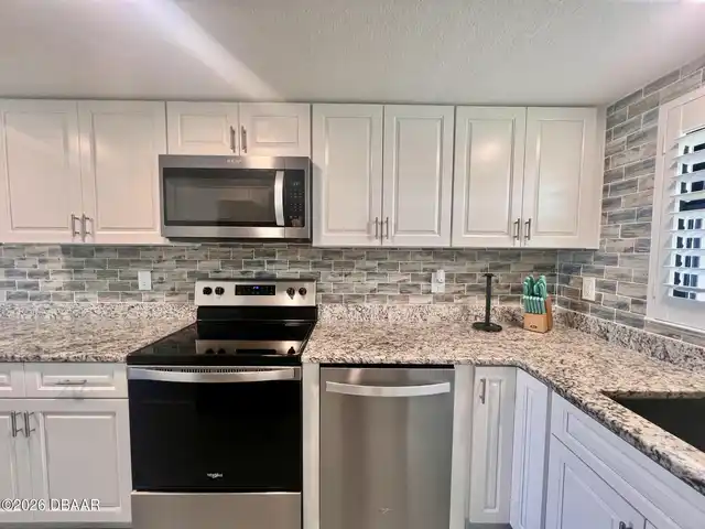 Listing Photo 15