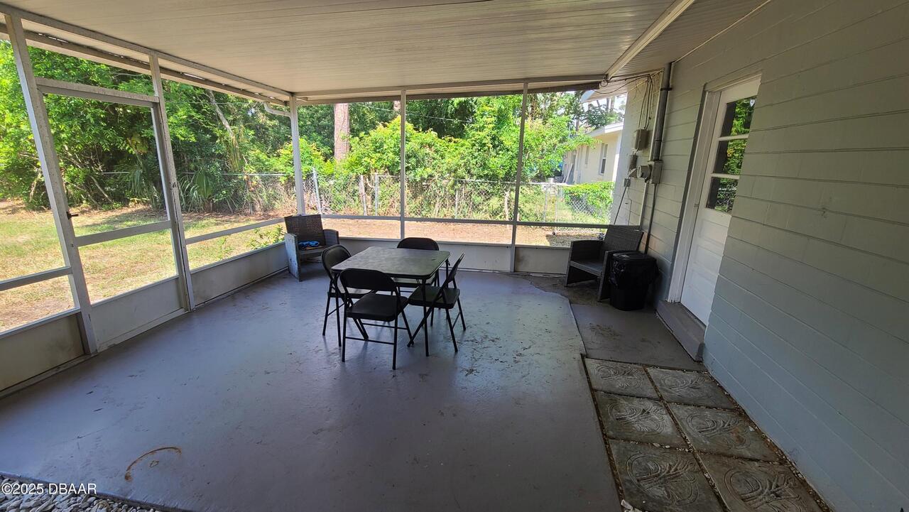 Listing Photo 12