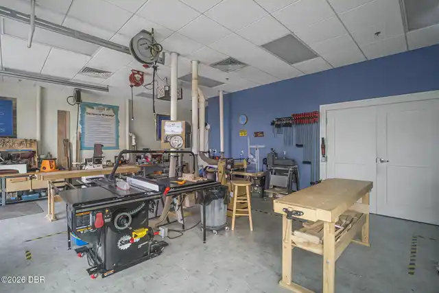 Listing Photo 33