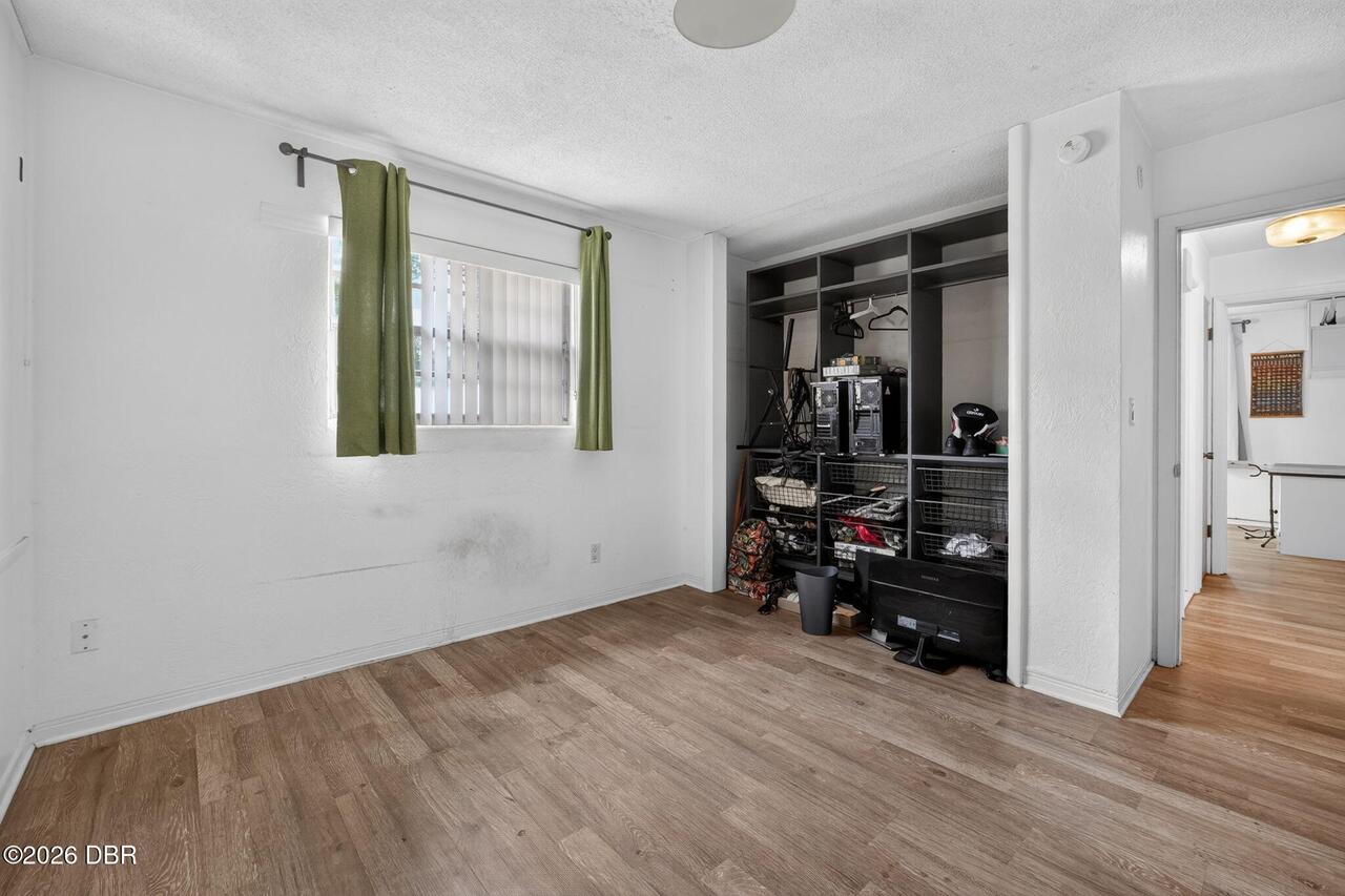 Listing Photo 23