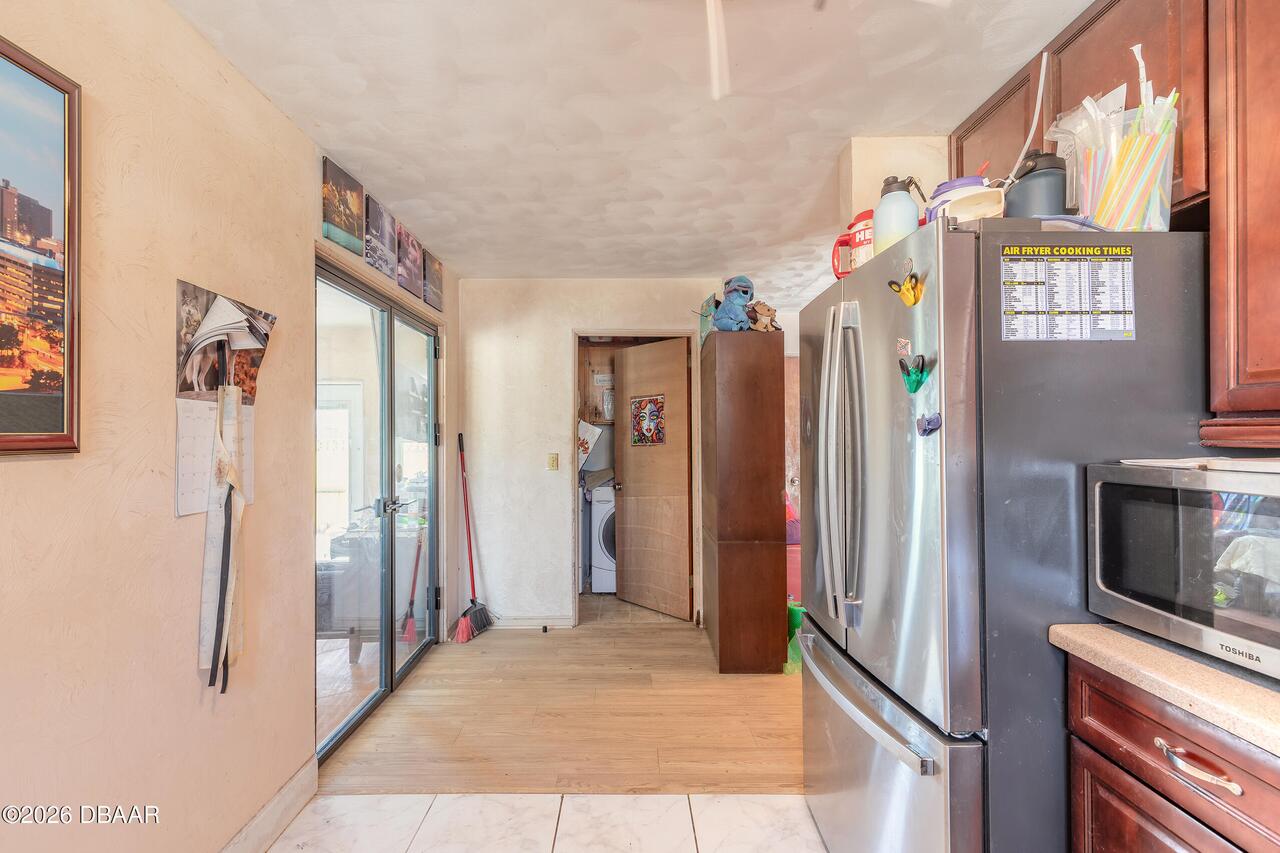 Listing Photo 6