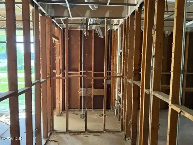 Listing Photo 7