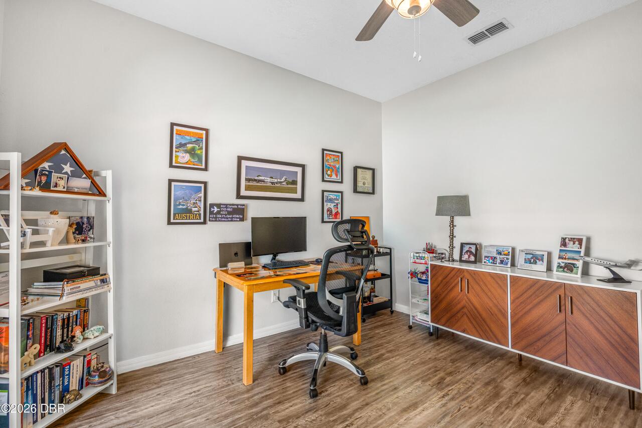Listing Photo 18