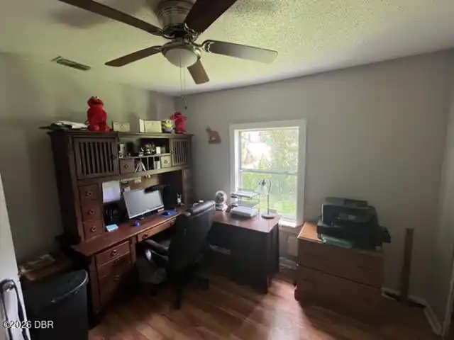 Listing Photo 18