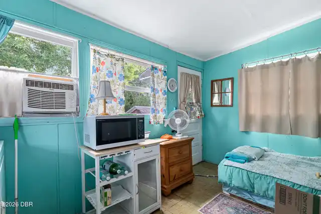 Listing Photo 16